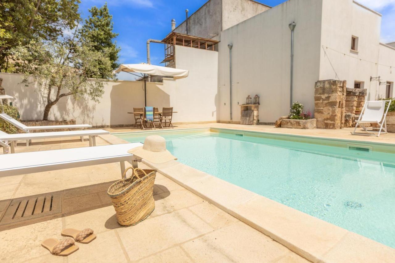 Вилла Courtyard With Pool Ракале Экстерьер фото
