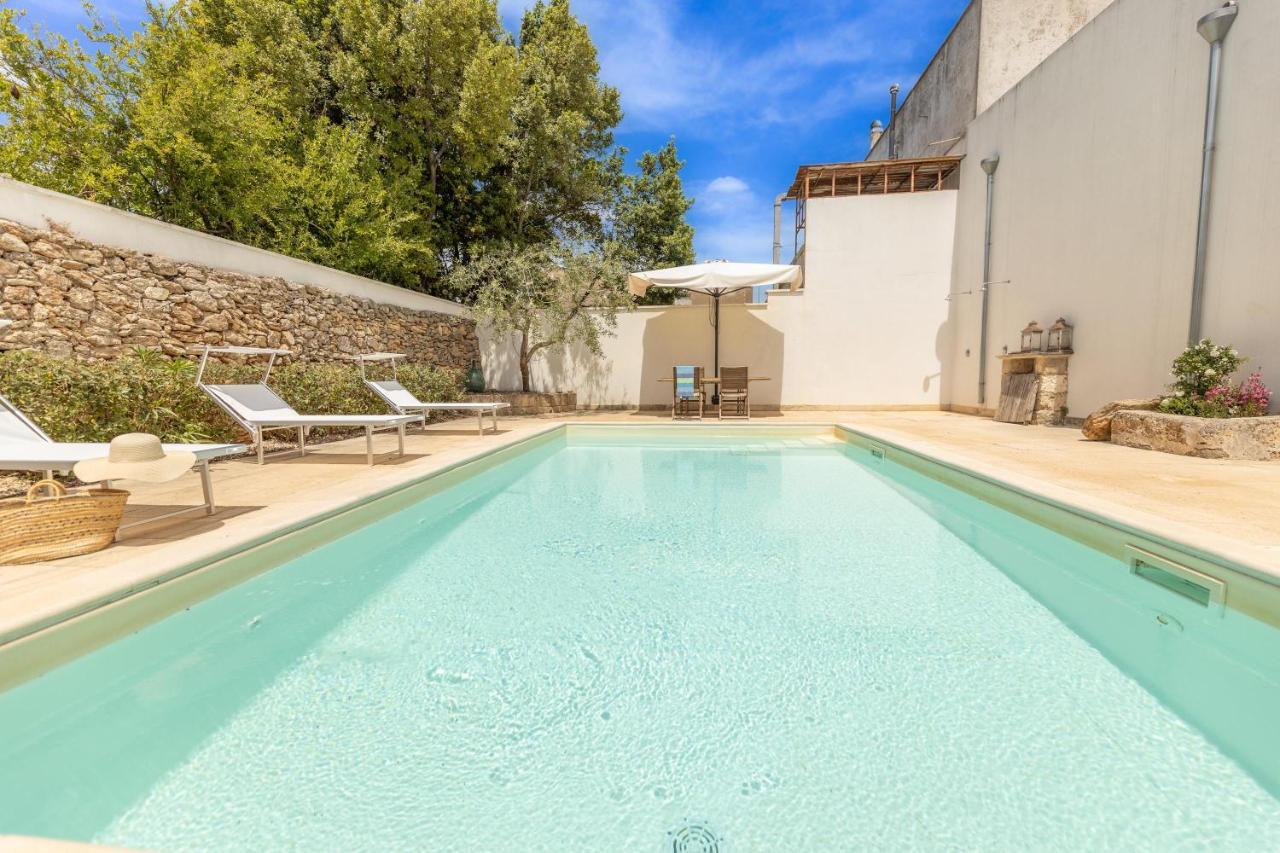Вилла Courtyard With Pool Ракале Экстерьер фото